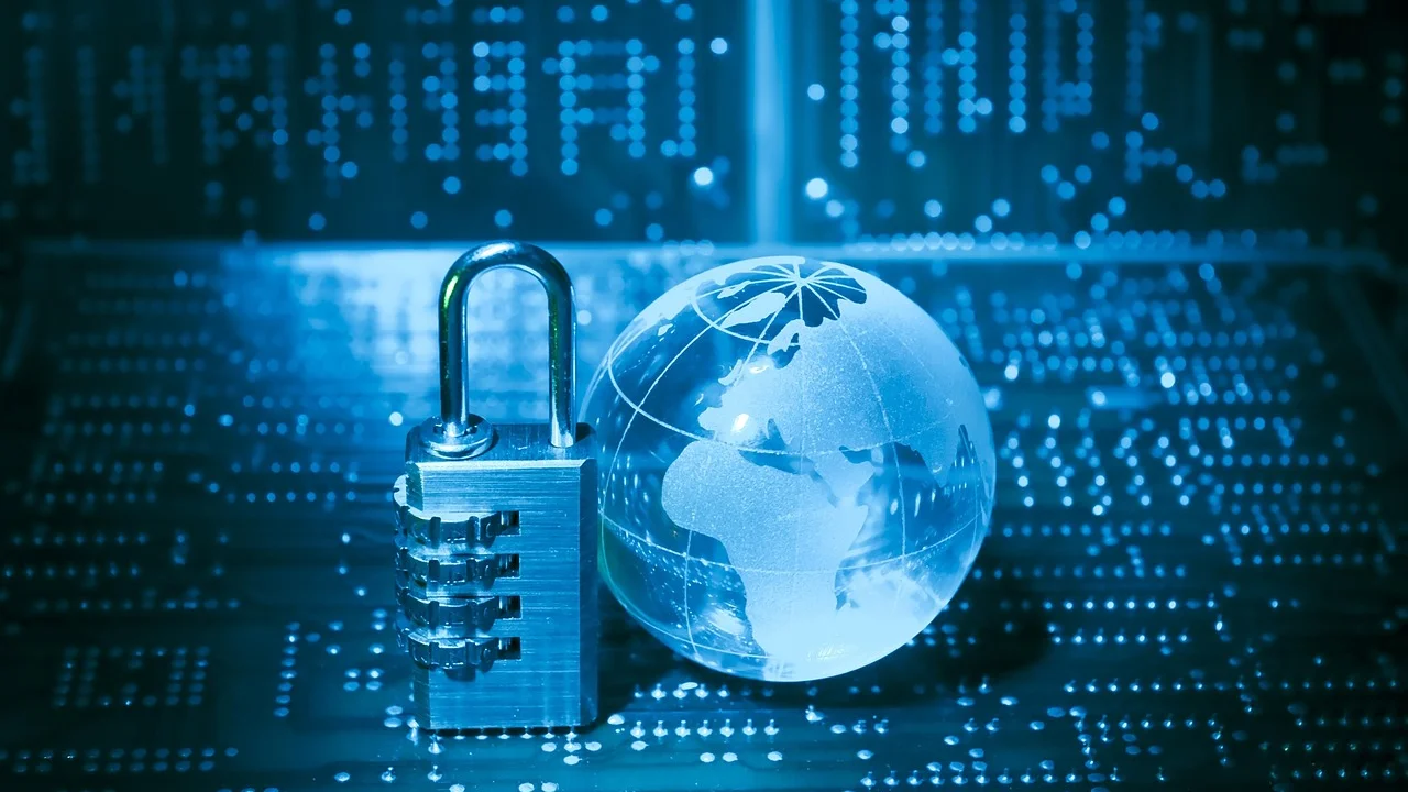 Navegador aberto em página institucional com conexão segura