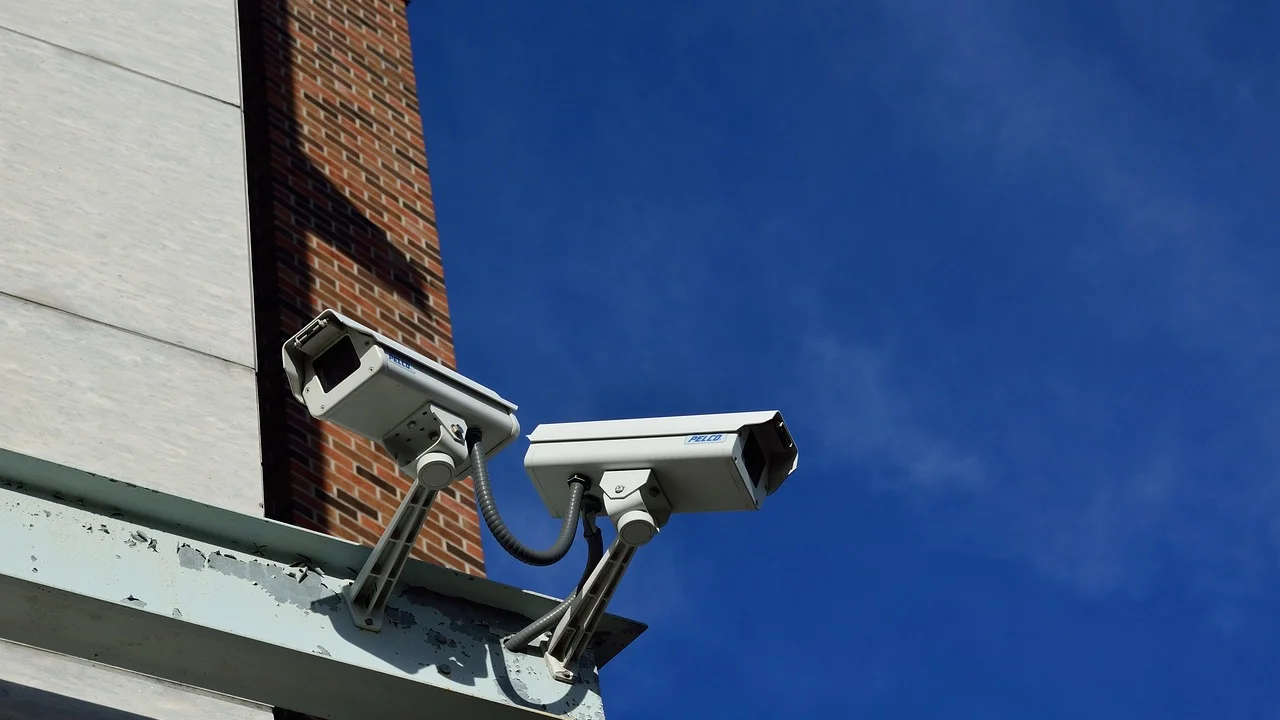 Tela de software com canais organizados por área monitorada