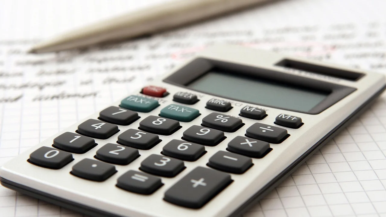 Planilha com valores organizados em classes numéricas.