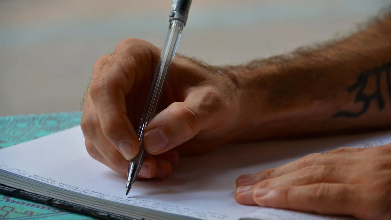 Documentos e anotações usados no planejamento de um projeto