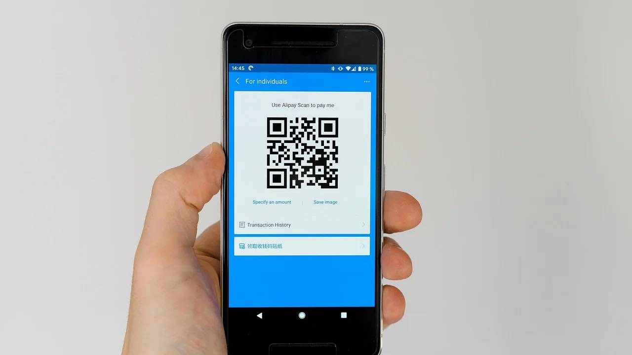 Detalhe de pagamento digital com conferência de segurança
