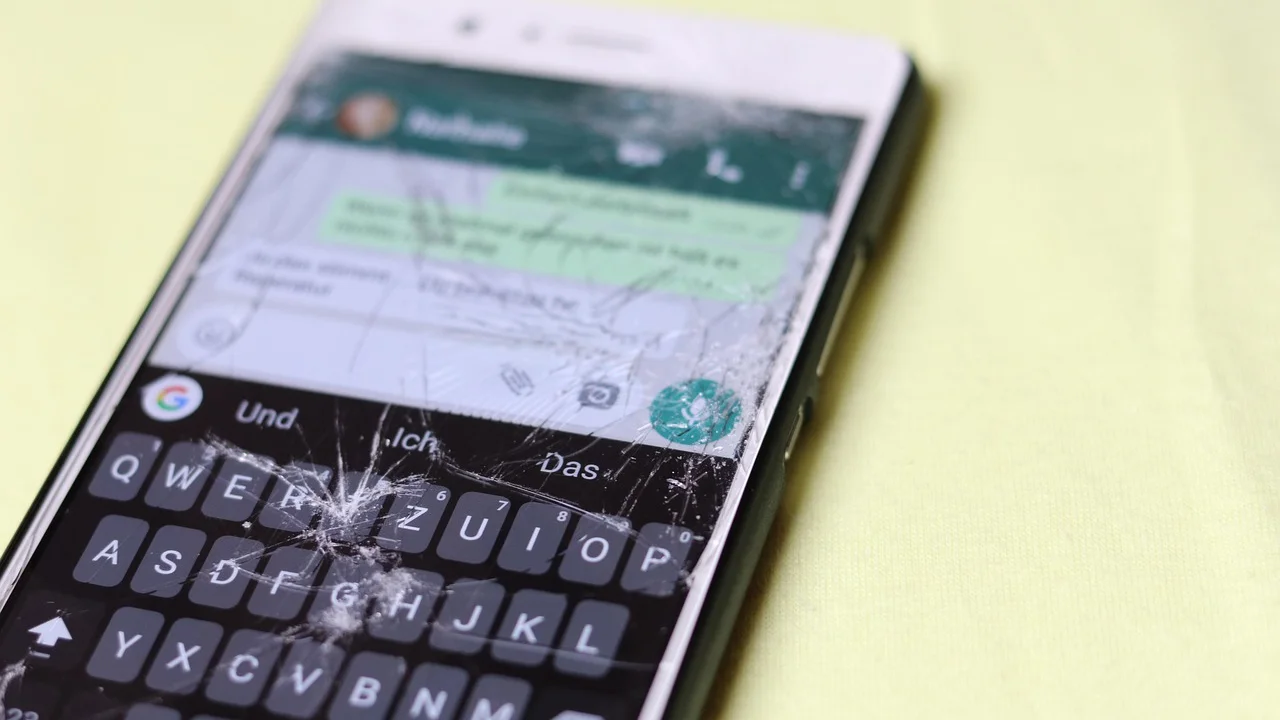 Tela de celular usada para acompanhar informações de saúde
