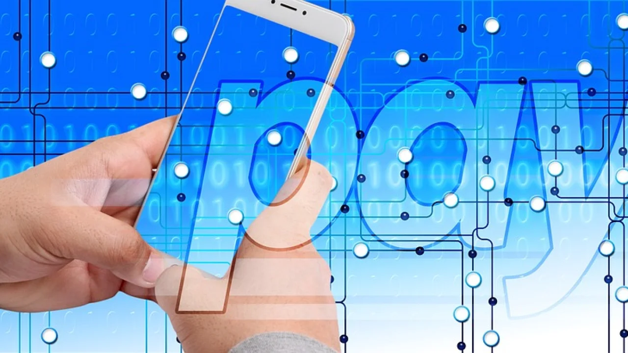 Tela de pagamentos instantâneos em smartphone