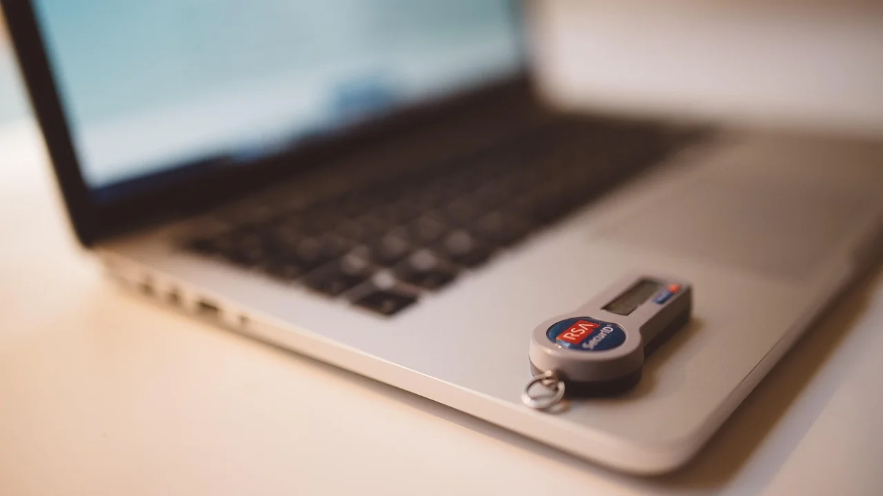 Configurações de cookies e privacidade abertas no navegador.