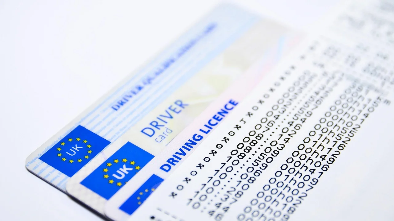 Atendimento para esclarecimento de dados da CNH