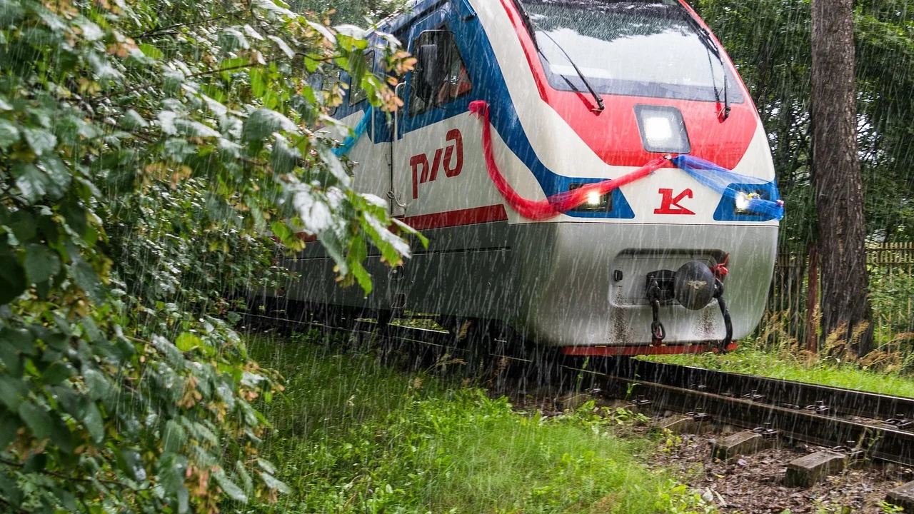 Água acumulada em calha durante um temporal