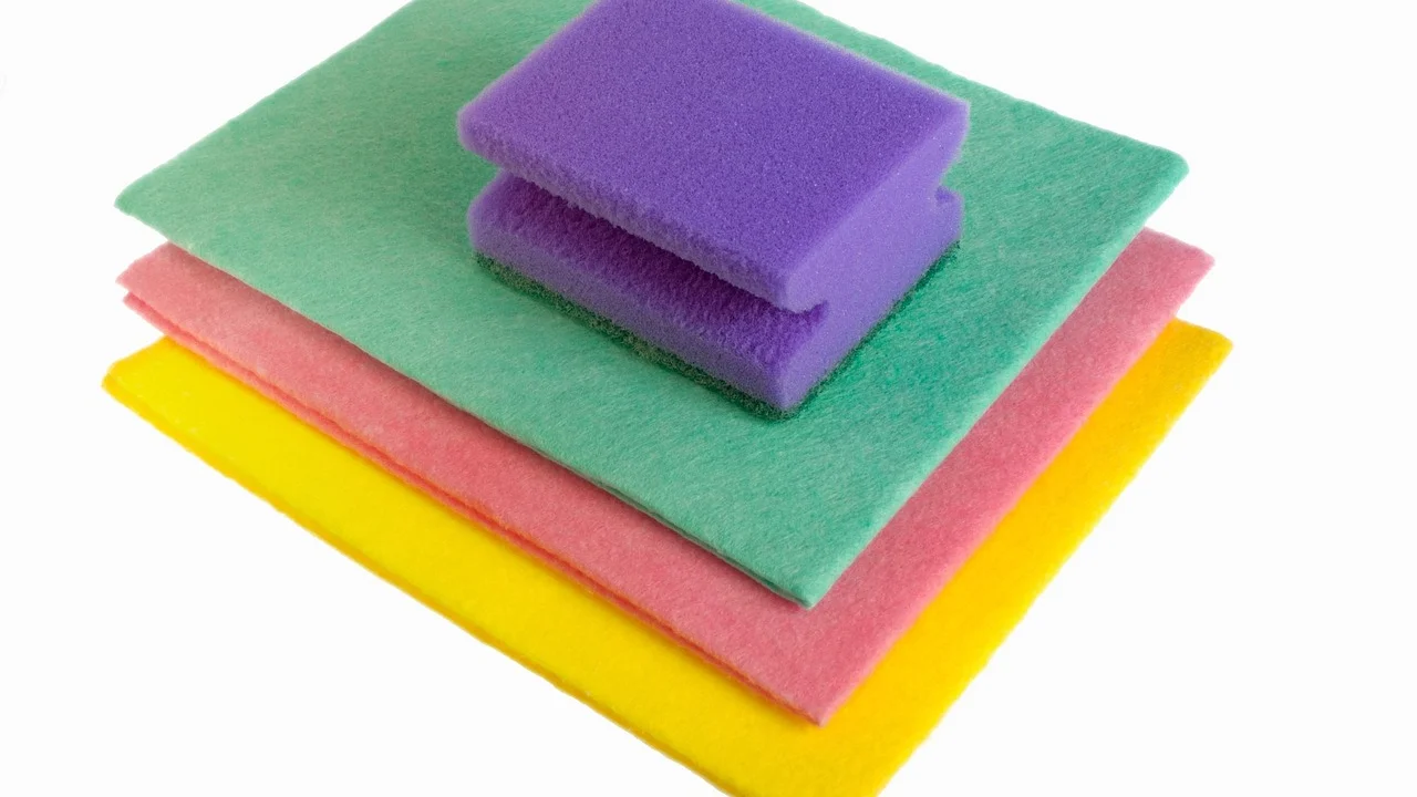 Rótulo de produto saneante com instruções de diluição