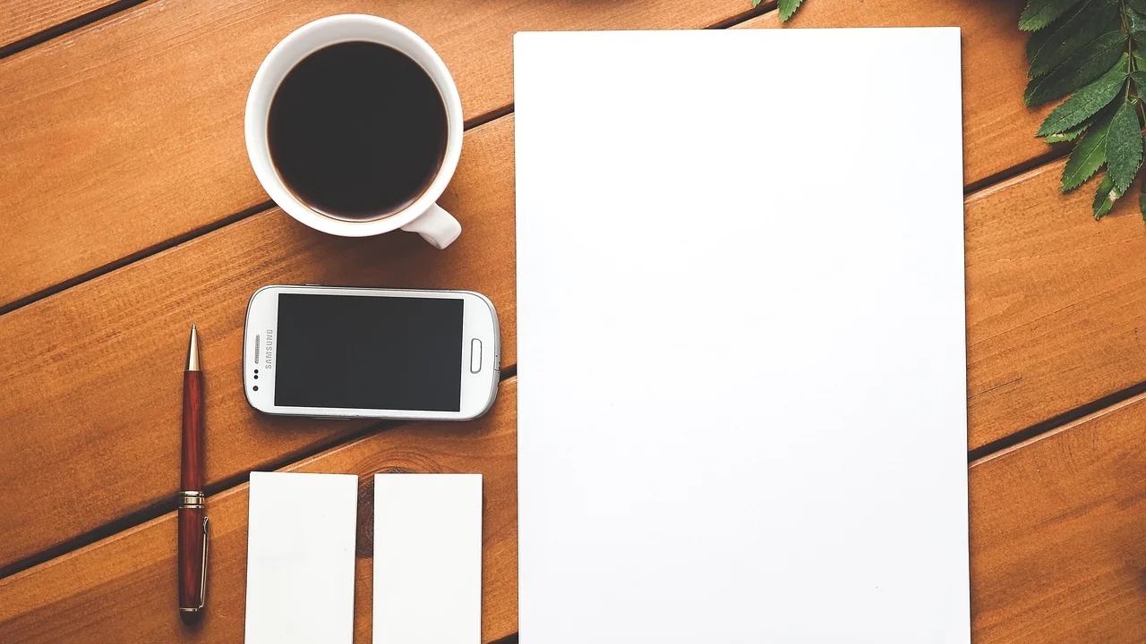 Detalhe de cabeçalhos e células formatadas